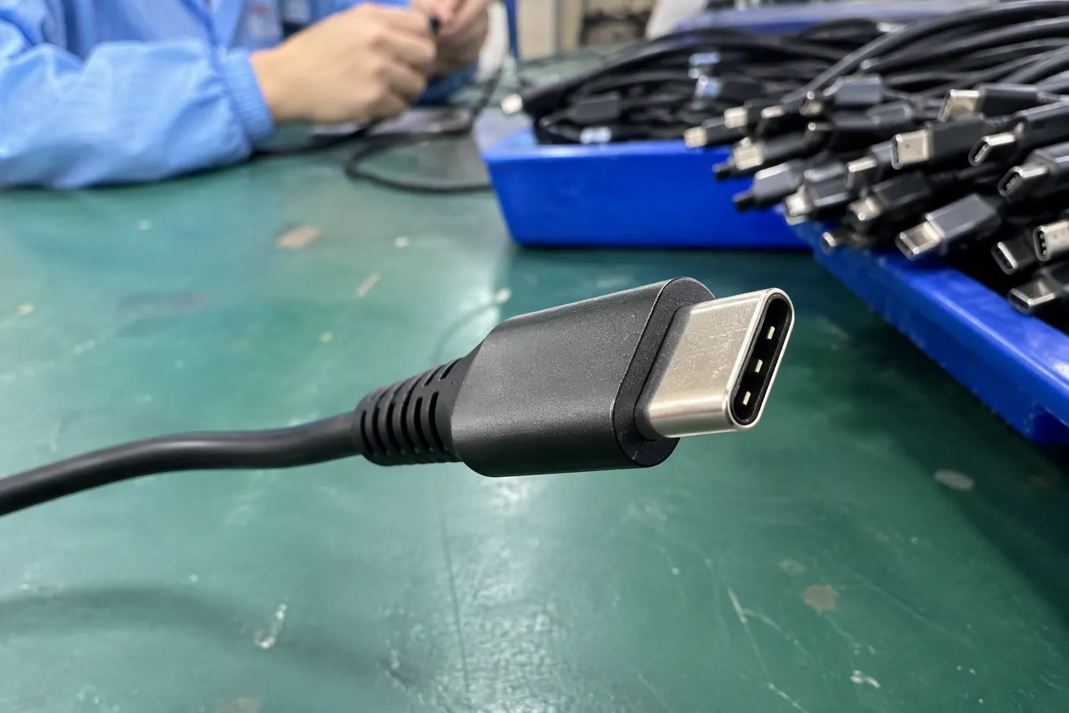 USB-C: A reversible connector with many possible capabilities (from section: USB-C: A reversible connector with many pos